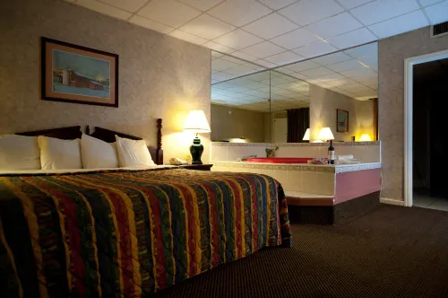 Days Inn by Wyndham Parsippany Rooms Photos
