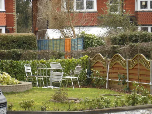 The Gatwick White House Hotel Exterior Photos