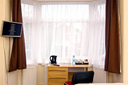Central Hotel Golders Green Rooms Photos