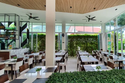 The Palmery Resort Dining Photos