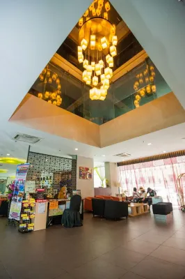 Sky Hotel Espaces publics Photos