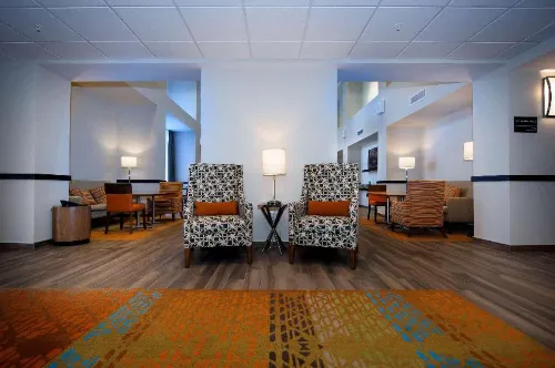 Hampton Inn & Suites by Hilton Truro Near Hotel Photos