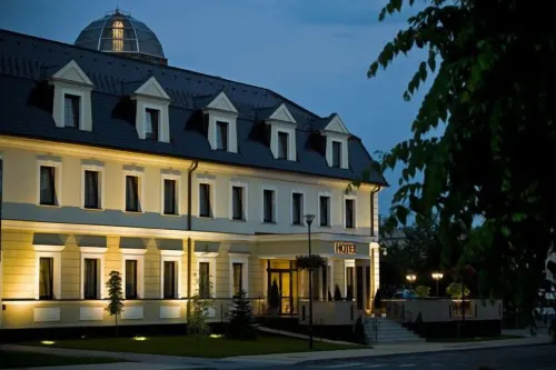 Hotel Stefanik Esterni Photos