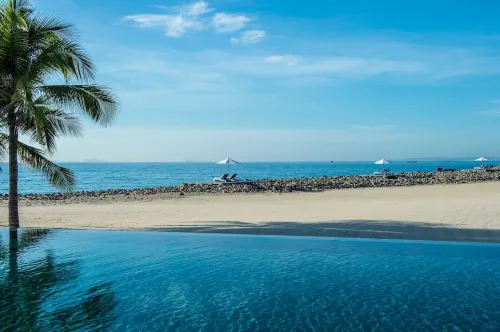 Mia Resort Nha Trang Рядом с отелем Photos