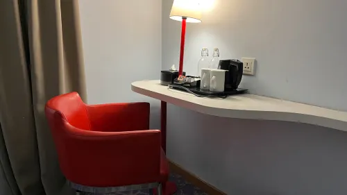 Luminor Hotel Metro Indah-Bandung by WH Kamar Photos