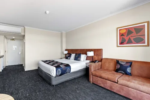 Comfort Hotel Adelaide Meridien Photos