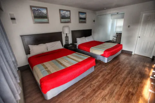 Best Budget Inn & Suites Kamloops Rooms Photos