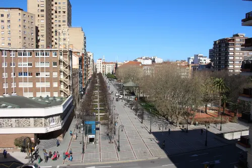 B&B HOTEL Gijón Centro Begoña Tæt på hotel Photos