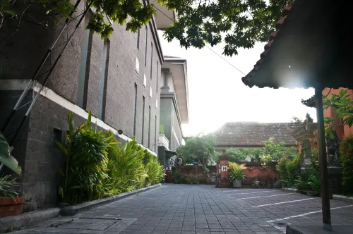 Hotel Puri Ayu Bali Eksterior Photos