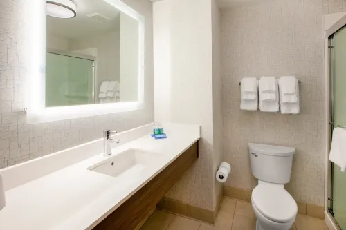 Holiday Inn Express Santa Rosa North Zimmer Photos
