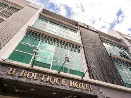 H Boutique Hotel Sri Petaling Extérieur Photos