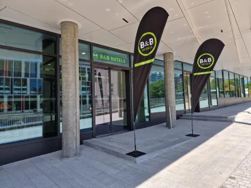 B&B Hotel Geneva Airport À proximité de l'hôtel Photos