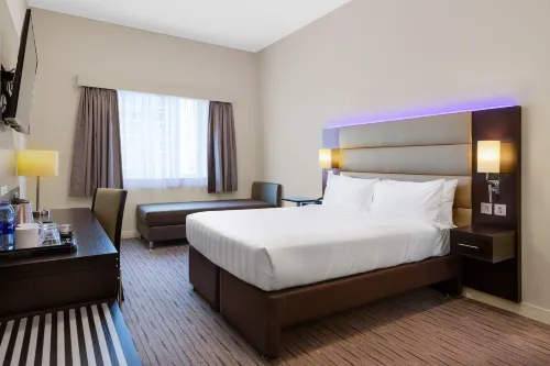 Premier Inn Dubai Ibn Battuta Mall Rooms Photos