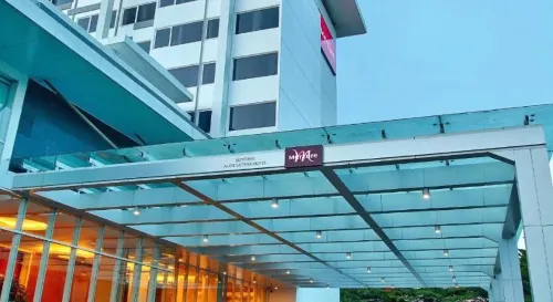 Mercure alam sutera Area Publik Photos