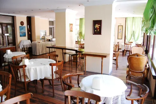 Triana Hotel Питание Photos
