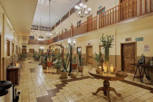 Hotel Cervantino Public Areas Photos