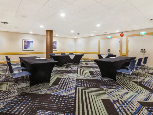 Holiday Inn Express & Suites Langley Business Facilities Photos