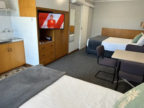 Frewville Motor Inn Photos