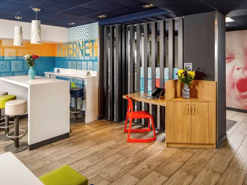 Ibis Budget Cardiff Centre Public Areas Photos