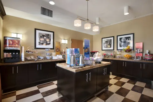 Hampton Inn Houston-Brookhollow Dining Photos