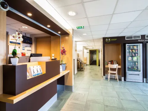 B&B Hotel Creil Chantilly Espaces publics Photos