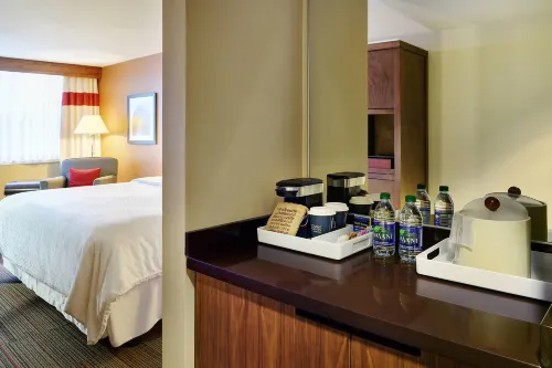 Four Points by Sheraton Halifax Kamar Photos