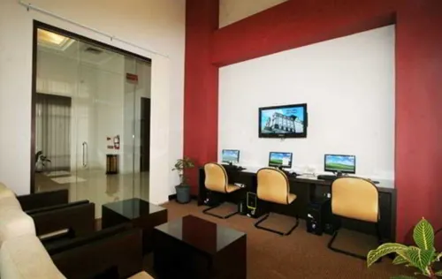 Hotel Dafam Semarang Public Areas Photos