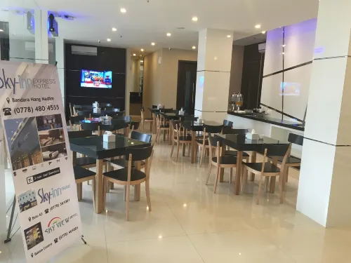 OS Hotel Airport Batam Restauration Photos