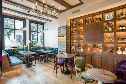 The Hendrick's Hotel Restauration Photos
