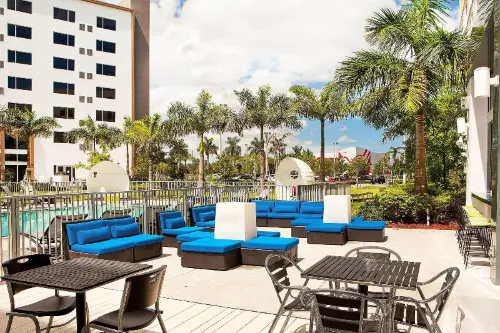 Aloft Miami Doral Tæt på hotel Photos