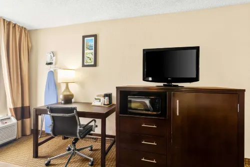 Sonesta Essential NW Houston Photos