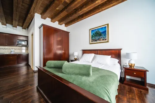 Sunce Palace Apartments with Free Offsite Parking Photos