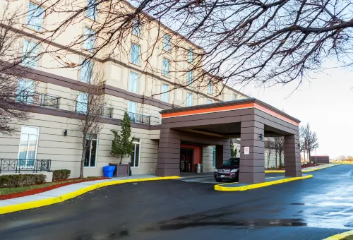 Best Western Premier Toronto Airport Carlingview Hotel Eksterior Photos