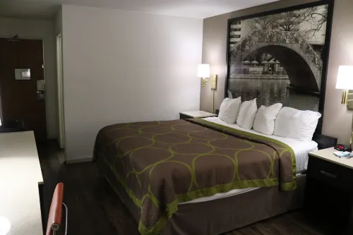 Super 8 by Wyndham San Antonio/I-35 North Camere Photos