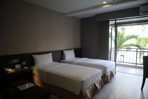 Grand Kuta Hotel and Residence Chambres Photos