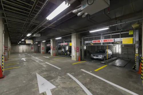 Navios Yokohama Public Areas Photos