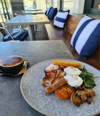 Mount Gambier Hotel Restauration Photos