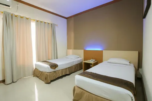 Hotel Delta Sinar Mayang Kamar Photos
