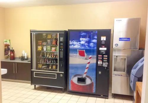 Motel 6 Olathe, KS Photos