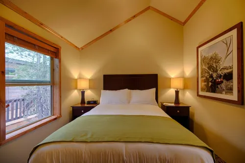 Explorer Cabins at Yellowstone Camere Photos