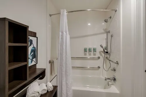 Best Western la Place Inn Photos