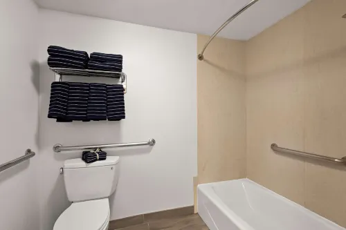 Best Western Plus Manhattan Beach Hotel Rooms Photos