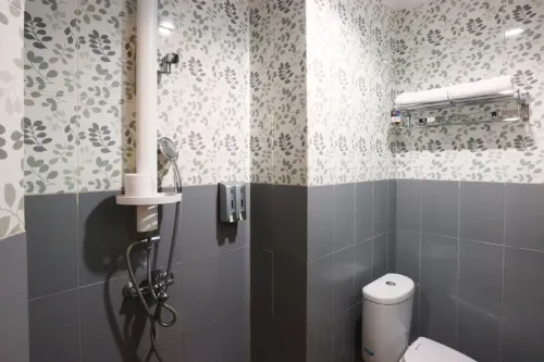 Oriza Hotel Surabaya Rooms Photos
