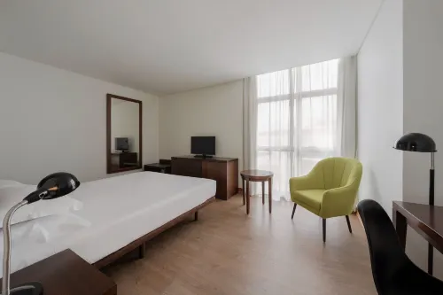 Neat Hotel Avenida Chambres Photos