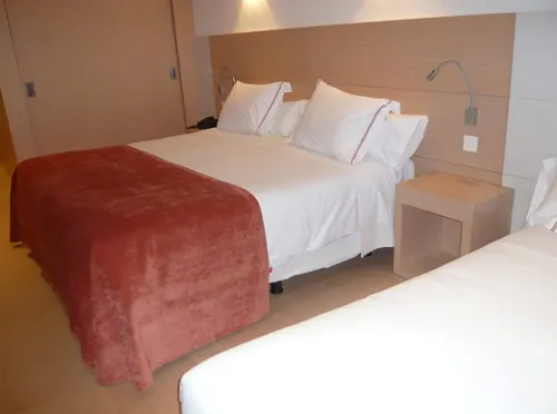 Sercotel Hola Tafalla Zimmer Photos