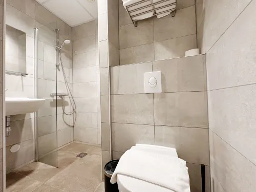 HOTELUX Amsterdam Airport Hotel Photos
