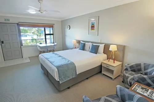 Whangaparaoa Lodge Photos