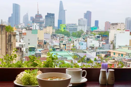 Duc Vuong Saigon Hotel - Bùi Viện Xung quanh Photos