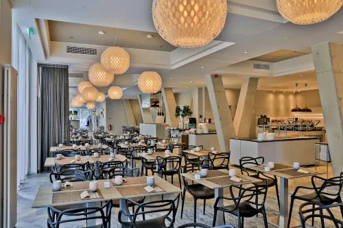 Nordic Hotel Forum Питание Photos