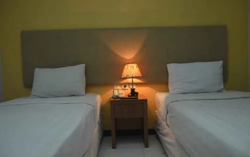 Sarila Hotel Sukoharjo Kamar Photos